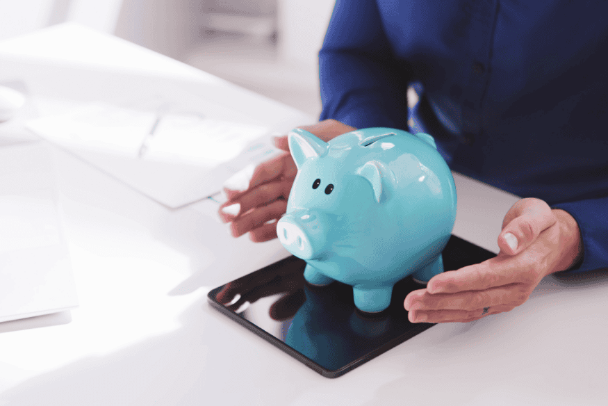 Best Banks for Young Professionals: Low Fees and High Rewards