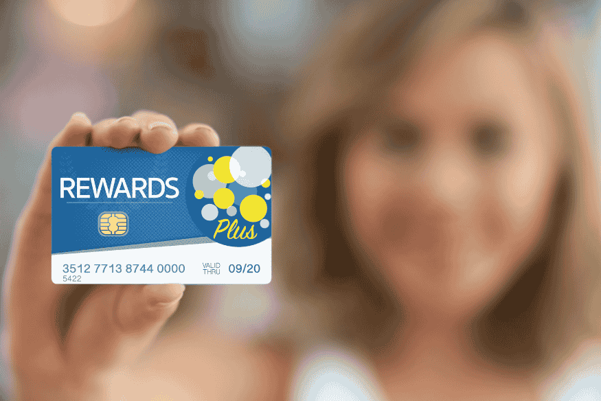 Low-Interest vs. Rewards Credit Cards